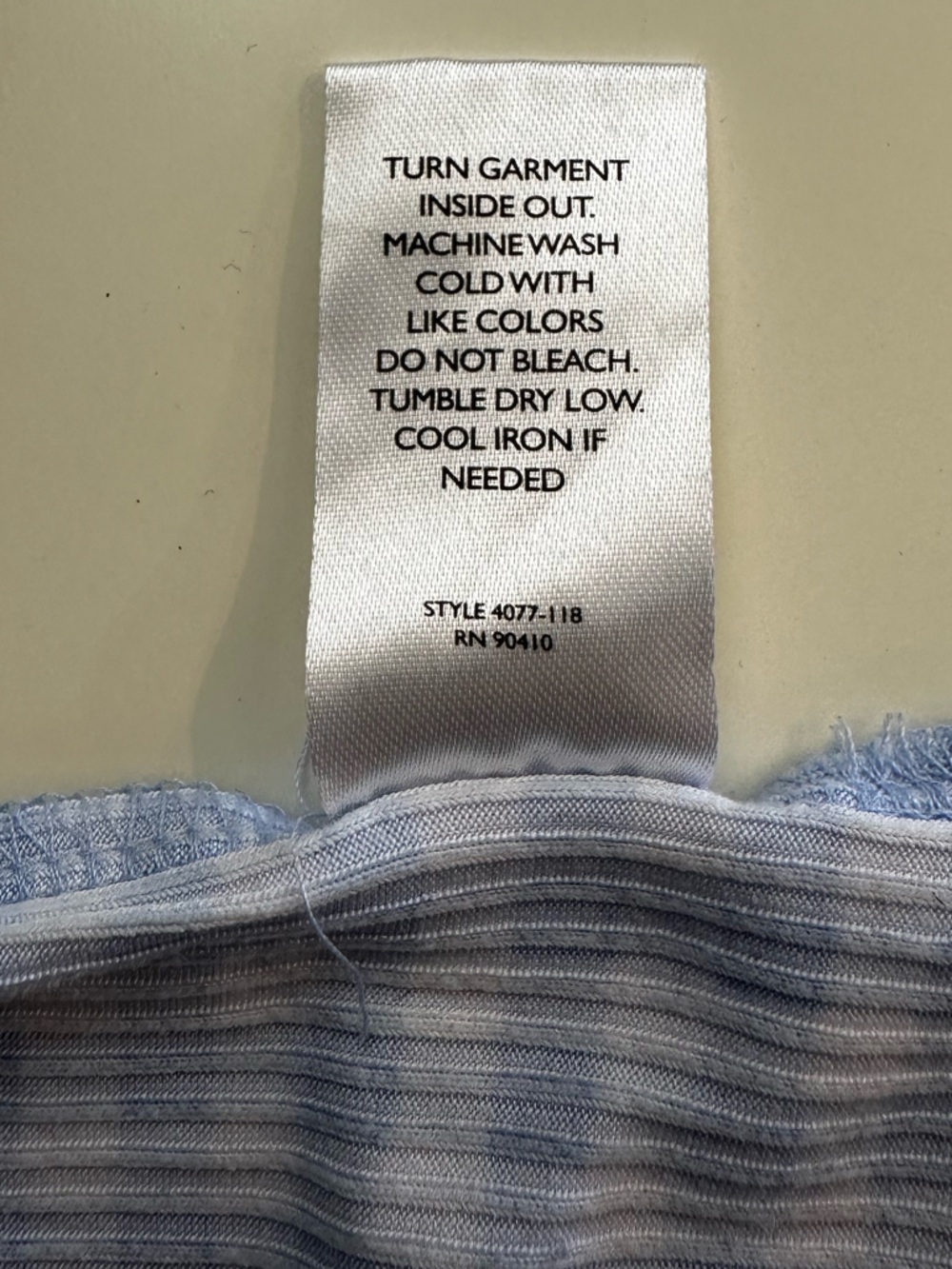Laura Ashley Women’s XL Light Blue & White Gingham Scoop Neck Short Sleeve Top - Picture 8 of 9